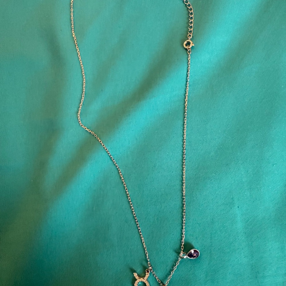 Swarovski crystal zodiac necklace-Taurus (preowned)